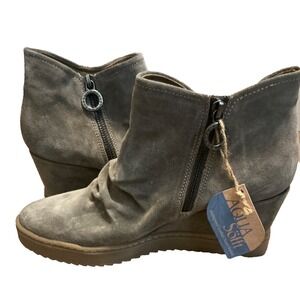 Sofft Siri Side Zip Wedge Ankle Bootie Ruched, Taupe Suede,Sz 10 Waterproof Aqua